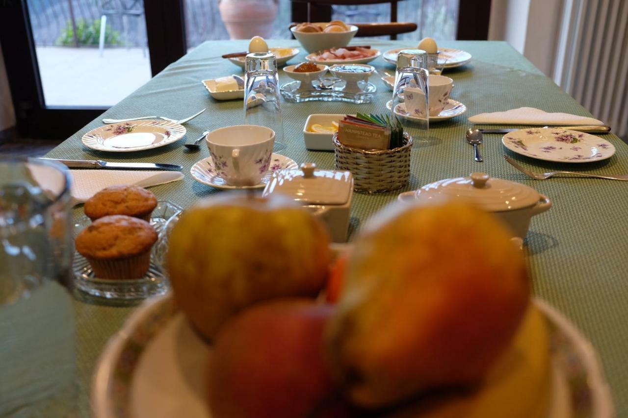 A casa da Agata Bed & Breakfast Loro Ciuffenna Bagian luar foto
