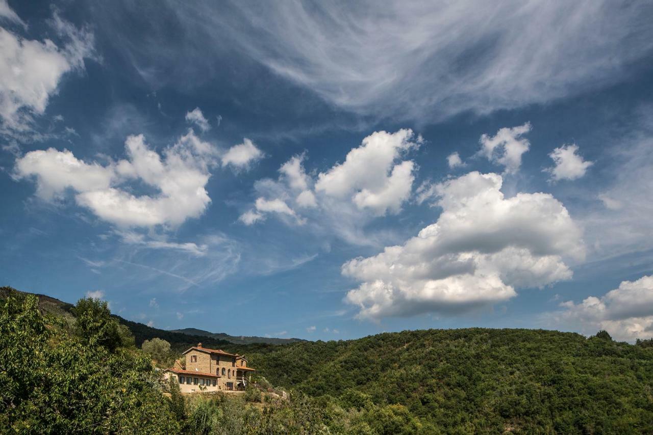 A casa da Agata Bed & Breakfast Loro Ciuffenna Bagian luar foto